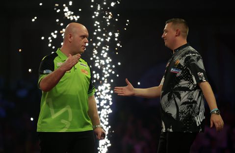 Chris Dobey kreeg vorige keer van Michael van Gerwen 9-darter om de oren: 'Een slooppartij'