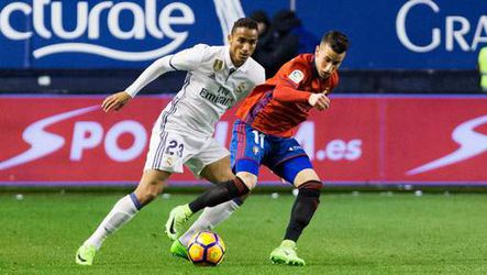 Real Madrid-speler Danilo toont pijnlijke snijwonden op Snapchat