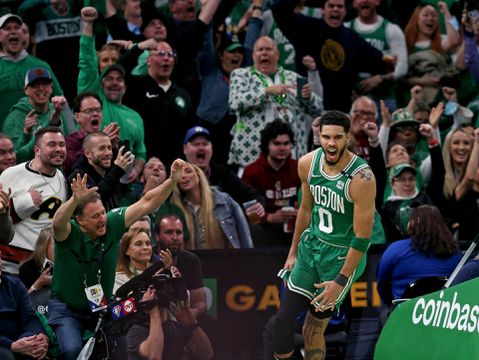 Philadelphia en Boston doen goede zaken in play-offs NBA, Chicago Bulls maakt gelijk