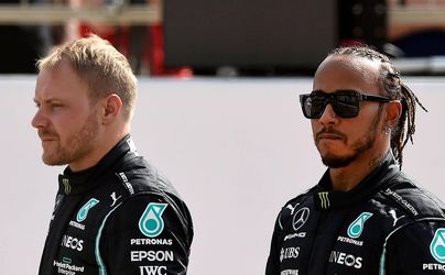 Hamilton ziet een sterk Red Bull: 'Echt een ander beest, een andere machine'