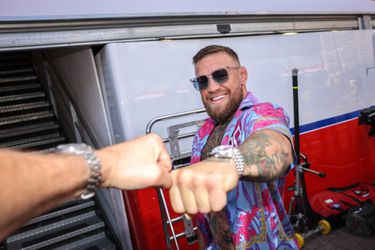 Conor McGregor scheldt persoon die kanker overleefde uit voor 'pruimenkop'