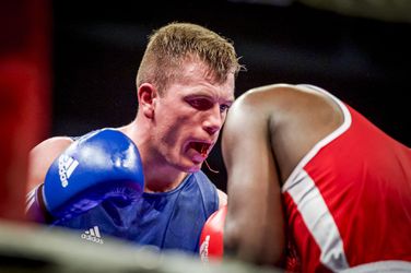 Bokser Korving verliest halve finale maar pakt wel brons