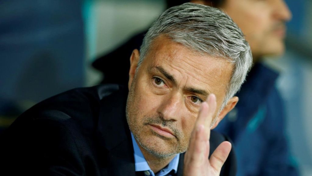 Mourinho zeurt weer over zware schema Premier League