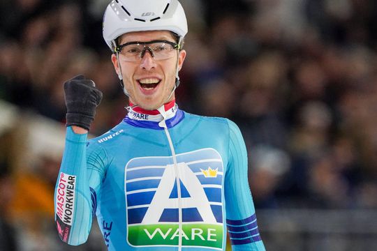 Bergsma en Schouten schitteren bij marathon in Thialf