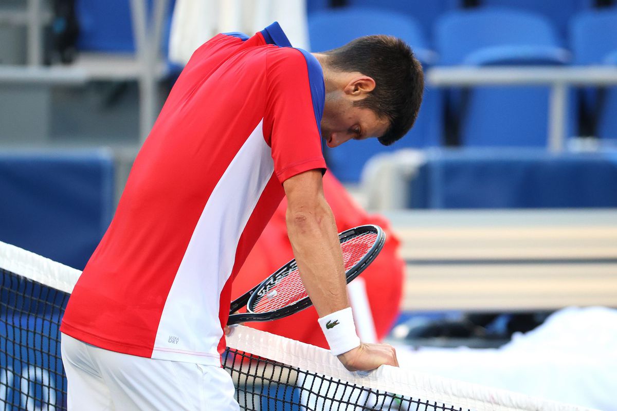 Novak Djokovic is er helemaal klaar mee en verliest ook strijd om brons