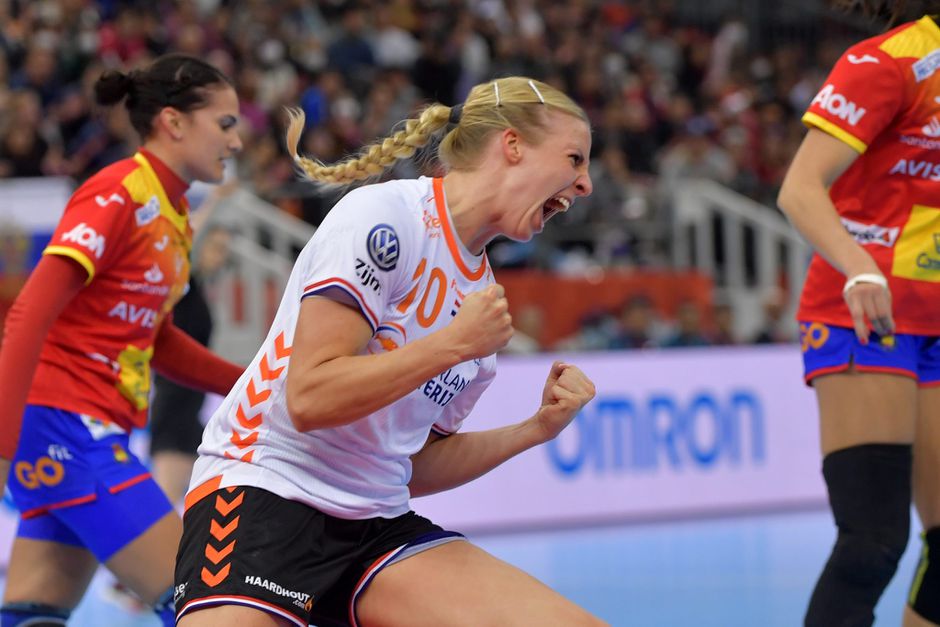Handbalheldinnen pakken WK-titel na zinderende finale tegen Spanje
