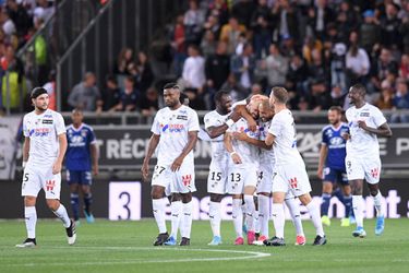 Lyon weet zonder Memphis niet te winnen van Amiens