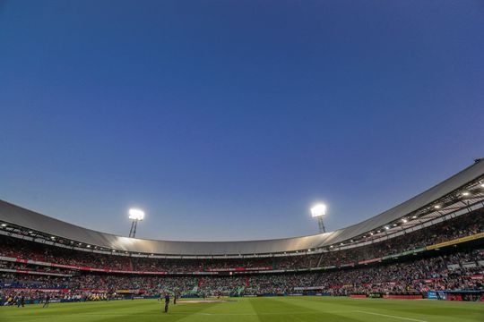 Voetbalstadions weer helemaal open: per 25 februari zelfs zonder coronaregels