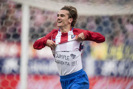 Dure verjaardag voor Griezmann: 3000 euro boete vanwege lief shirtje