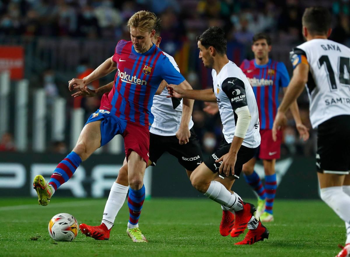 Dit gebeurt zondag op de Europese voetbalvelden: Barca uit tegen Valencia