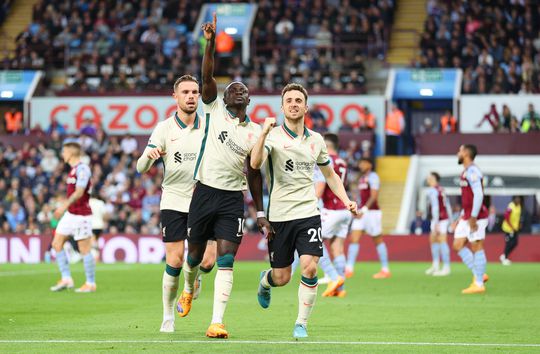 Liverpool haalt opgelucht adem na moeizame overwinning op Aston Villa