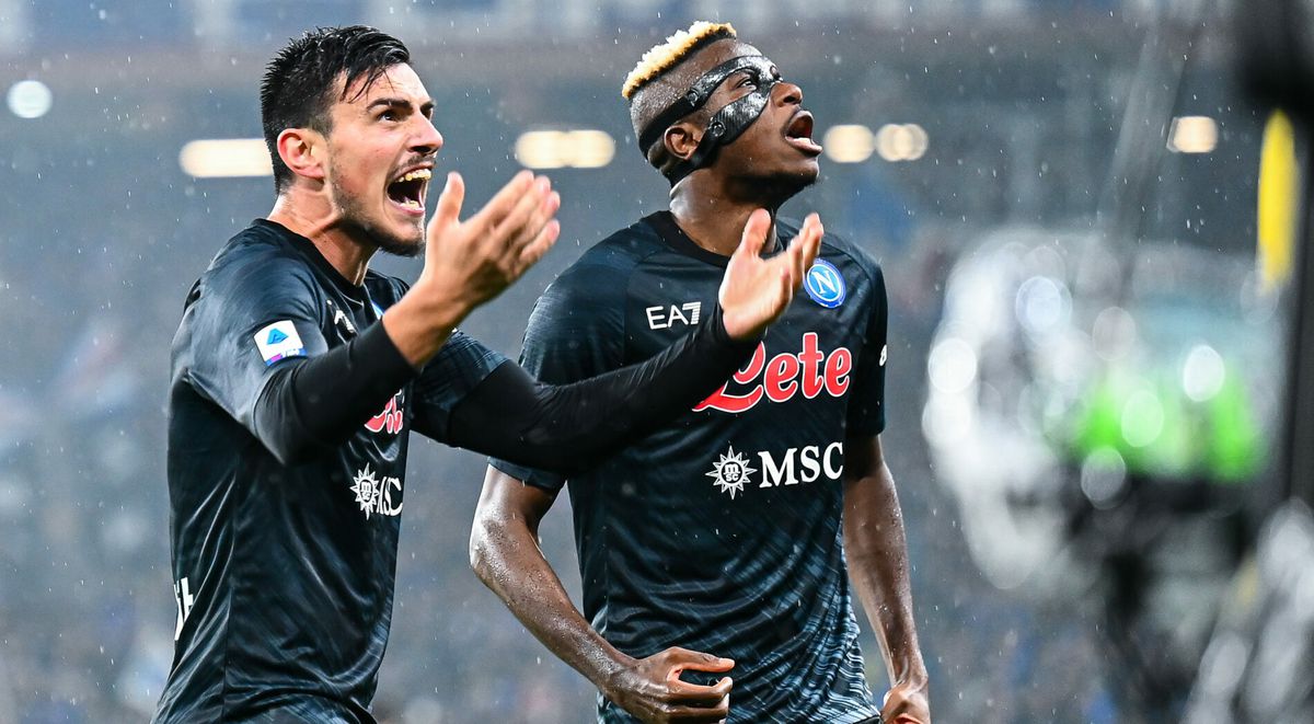 Serie A-koploper Napoli zet Sampdoria opzij met 0-2
