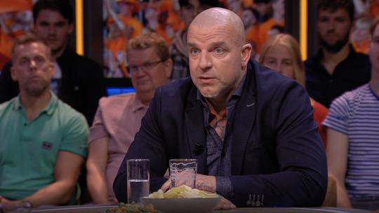 🎥​ | Deze 2 spelers zouden Andy van der Meijde en Dick Advocaat sowieso naar WK meenemen