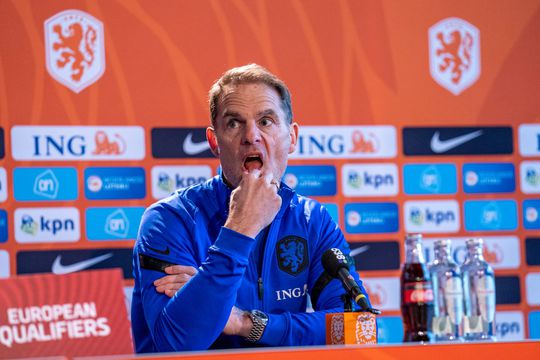 Boskamp en Johan Derksen zijn het eens: 'Frank de Boer kan het niet goed uitleggen'