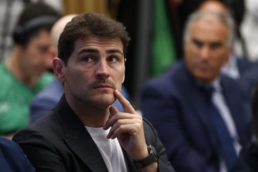 Iker Casillas reageert op ophef rondom tweet: 'Mijn account is gehackt'