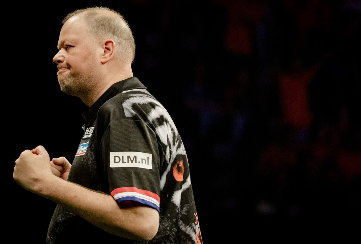 Van Barneveld: 'Vroeger nam ik gewoon een tweede Big Mac-menu'