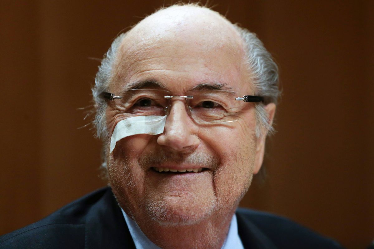 'Verwarde' Blatter gaat in beroep tegen schorsing