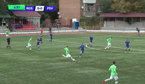 Dante Rigo zet PSV O19 met wereldgoal op voorsprong in Youth League (video)