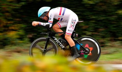 Alex Dowsett faalt in missie: werelduurrecord blijft in handen van Victor Campenaerts