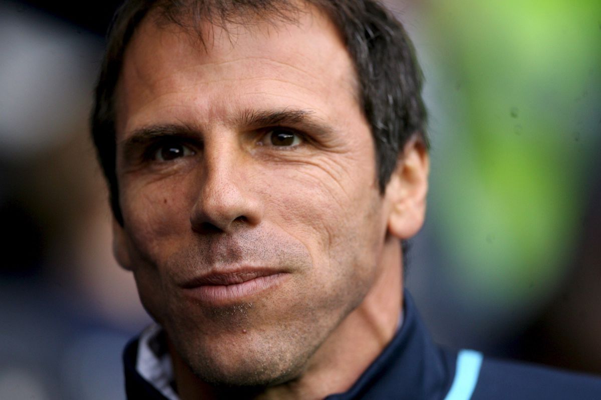 Chelsea-vedette Zola nieuwe trainer van Kieftenbeld