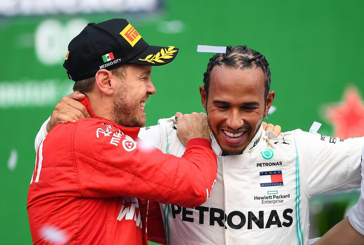 Hamilton en Vettel delen zelfde sneertje uit aan Verstappen