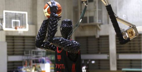 Gruwelijk! Deze robot heeft een hoger scoringspercentage dan profbasketballers (video)