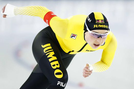 Joy Beune en Tijmen Snel winnaars 500 meter op NK allround