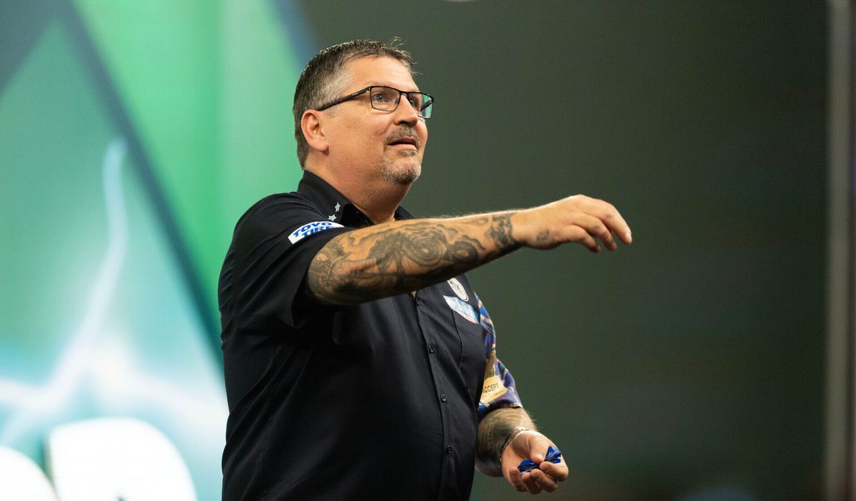 Gary Anderson schrok van slechte spel Simon Whitlock: 'Zo ken ik hem niet'