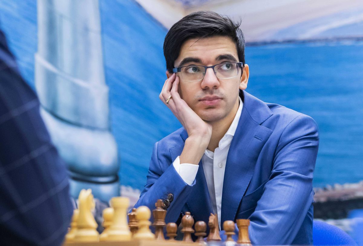 Anish Giri wint voor het eerst op het Kandidatentoernooi