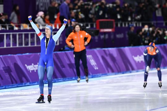 De 500 meter schaatsen gemist? Check hier de beelden