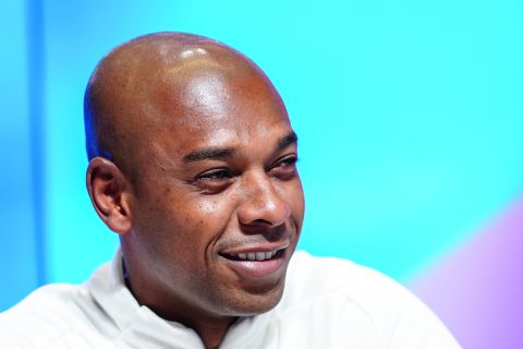 Pep Guardiola hoort nieuws van journalisten: 'Fernandinho gaat weg? Wist ik niet'