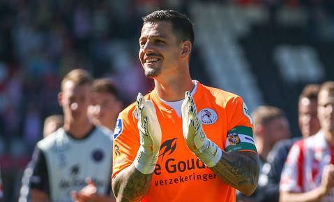 Definitieve selectie Oranje: Olij debuteert, Brobbey en Frimpong keren terug