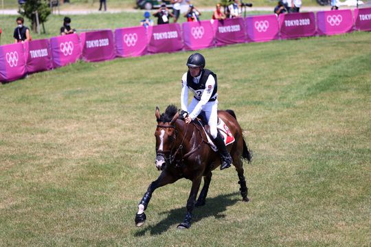 SCHOKKEND! Zwitsers paard dat door hoeven zakte op Olympische Spelen is dood