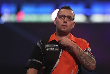 Benito van de Pas vrijdagmiddag meteen in actie op WK darts (+ de rest van het programma)