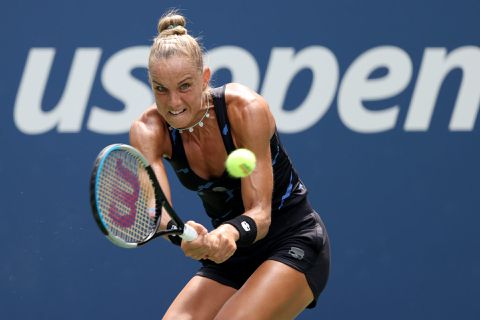 Arantxa Rus maakt het olympisch kampioen Belinda Bencic beetje moeilijk maar verliest wel