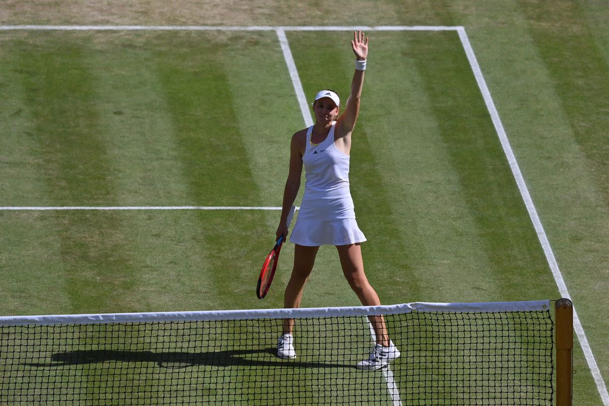 Elena Rybakina verslaat in Wimbledonfinale Ons Jabeur en is 1e Kazachse grandslamwinnares