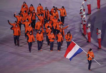 Nederlandse atleten zijn binnen, de Spelen kunnen beginnen (video's)