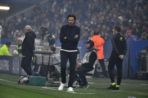 'Trainer Olympique Lyon cancelt training na verwijten in de media'