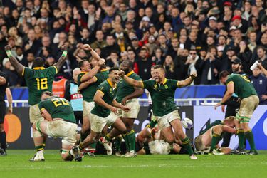 Zuid-Afrika wint WK rugby na zinderende finale tegen Nieuw-Zeeland