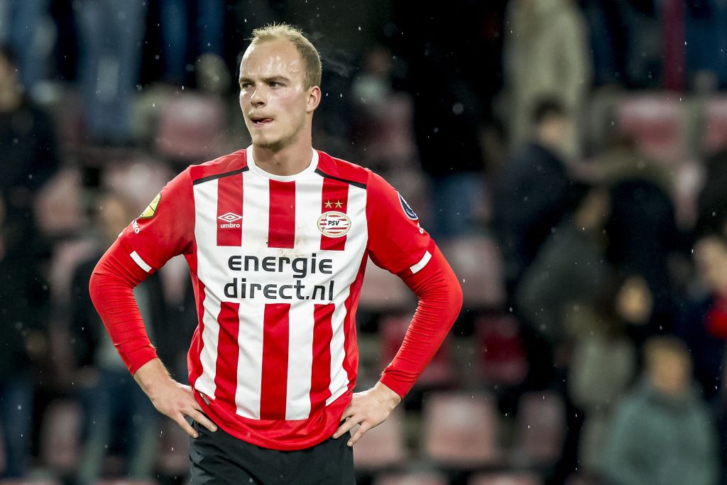 PSV hoopt op snelle terugkeer Hendrix