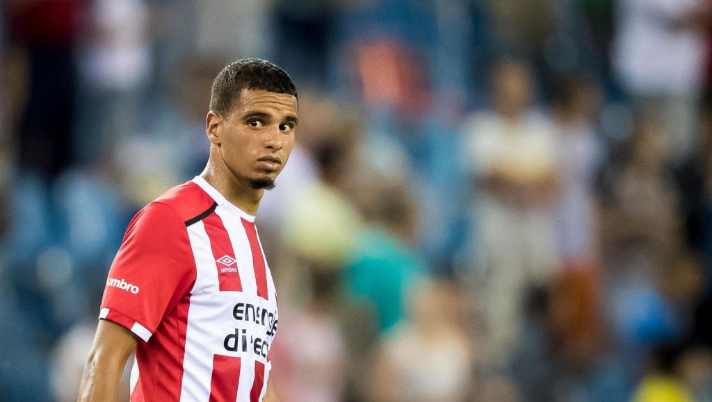 Maher ontbreekt op training PSV, Vloet naar FC Eindhoven