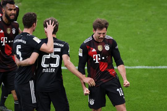 Bayern München kan 9e landstitel op rij ruiken na zege op concurrent RB Leipzig