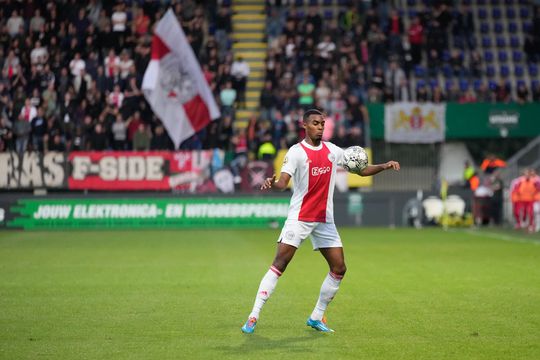 Straf voor doorverkopers Ajax-tickets: seizoenskaart geblokkeerd, 450 euro, stadionverbod