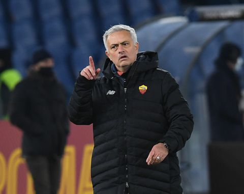 'José Mourinho wil wel bondscoach worden en praat met Nigeria'