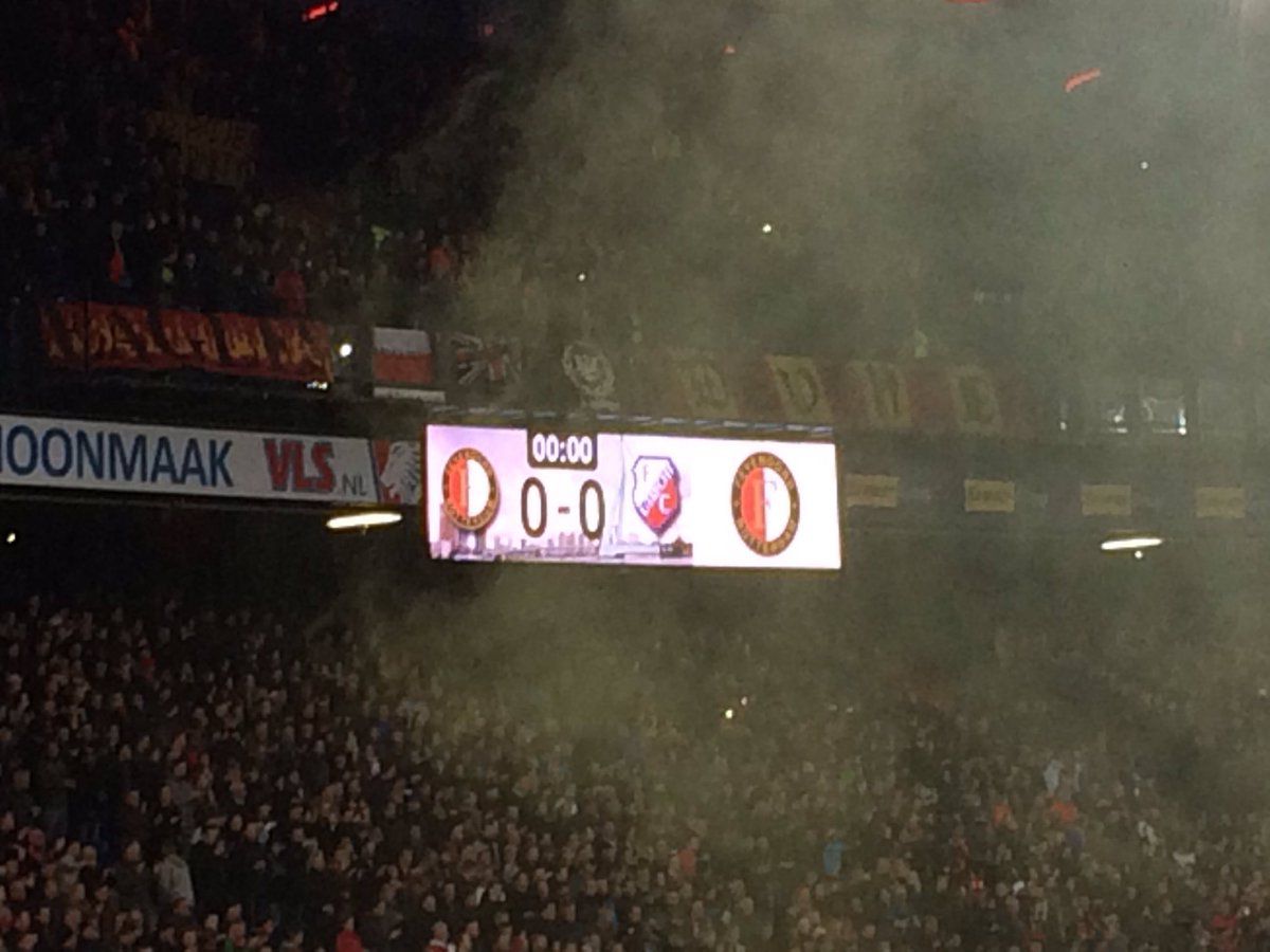 Huh? Speelt Feyenoord nu tegen GAE of FC Utrecht?