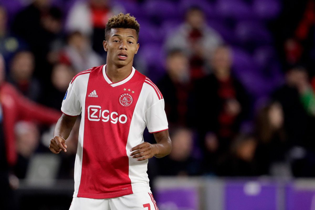 Ten Hag wil Neres niet laten gaan: 'Hij speelt graag voor Ajax'