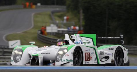 Collard valt uit na deze heftige crash in 24 uur van Le Mans (video)