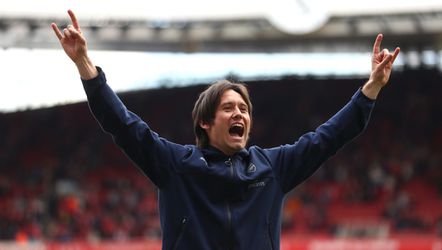 'Opa' Rosicky met Tsjechië naar EK