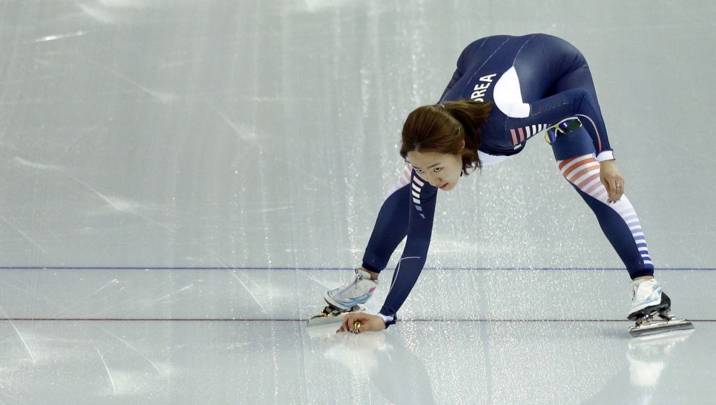 Sang-Hwa Lee als vanouds sterkste op 500 meter