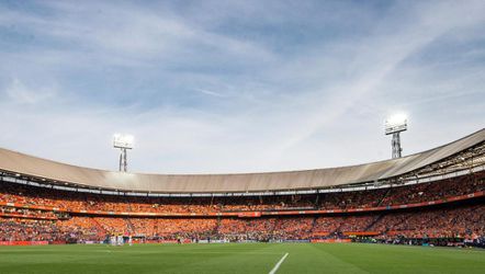 Kuip stroomt bijna vol voor wedstrijd Oranje